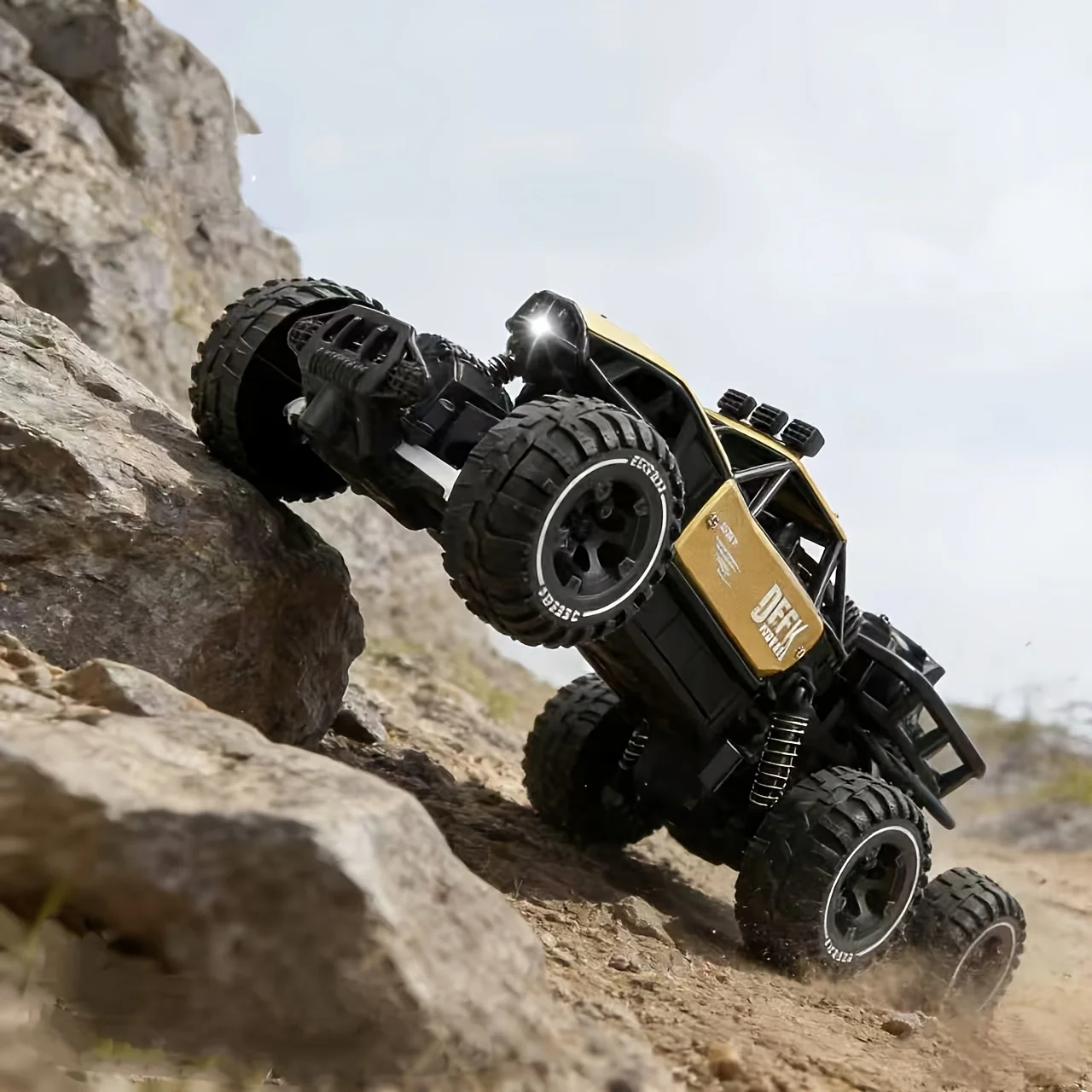 2.4GHz RC Climbing Car view 3